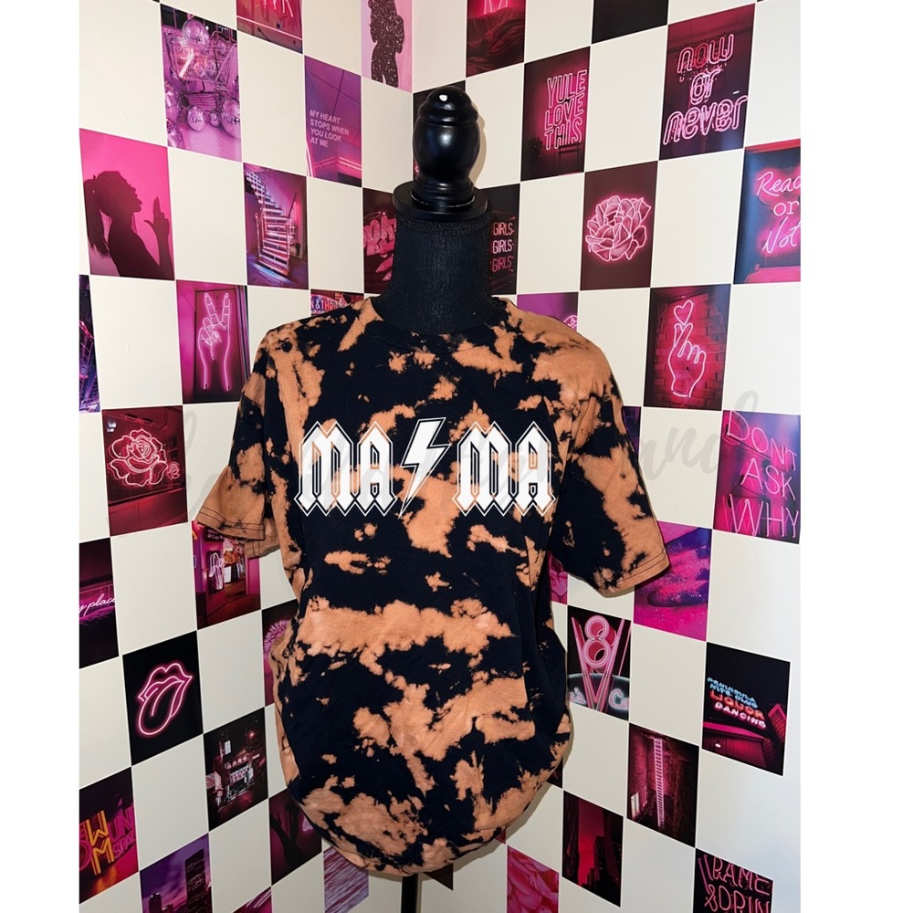 Mama acid wash Tshirt